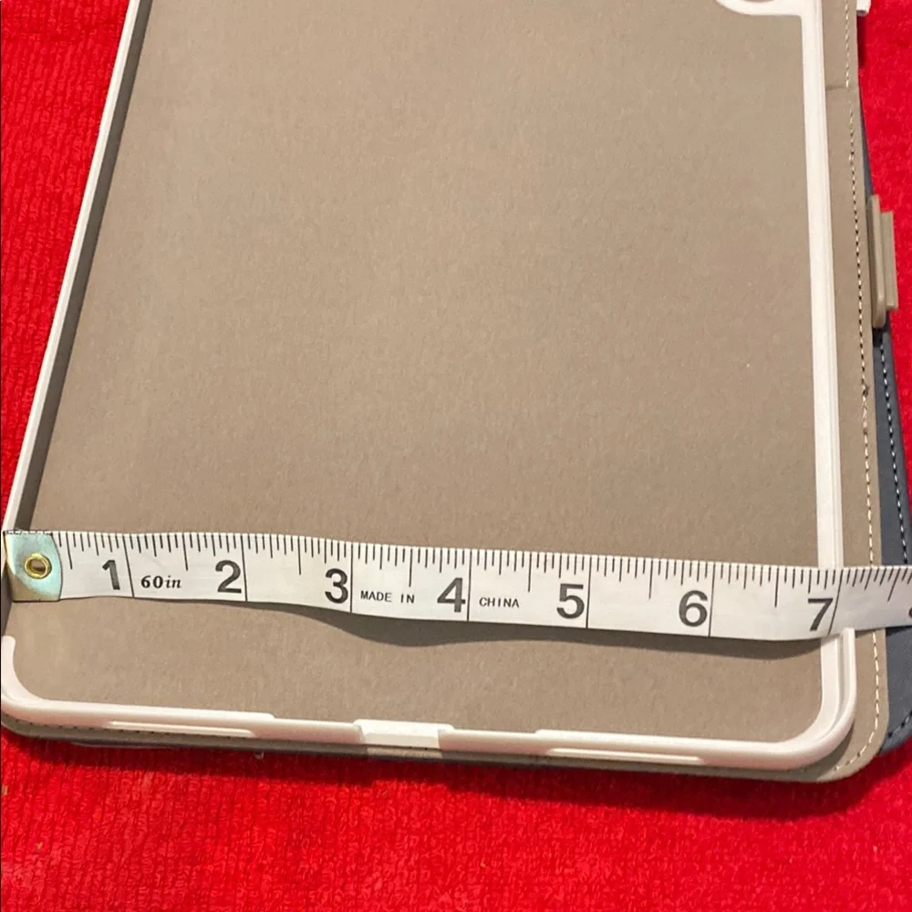 Speck Black Tablet Case